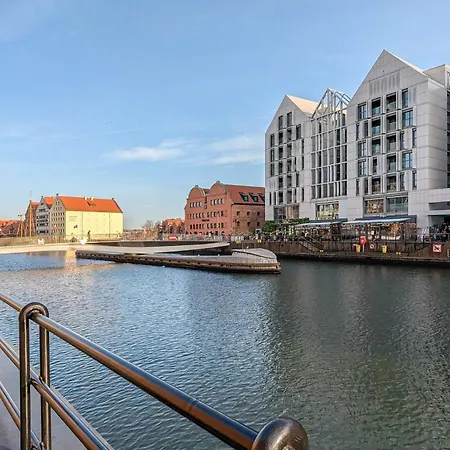 Luksusowy W Gdansku Przy Motlawie I Rynku Z Biurkiem Do Pracy Zdalnej By Renters アパート グダニスク