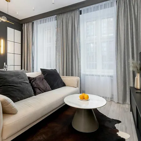 アパート Luksusowy W Gdansku Przy Motlawie I Rynku Z Biurkiem Do Pracy Zdalnej By Renters グダニスク