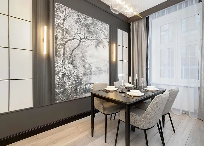 Luksusowy W Gdańsku Przy Motławie I Rynku Z Biurkiem Do Pracy Zdalnej By Renters